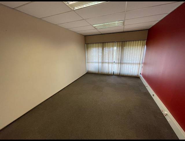 539M² OFFICE TO LET IN ALRODE